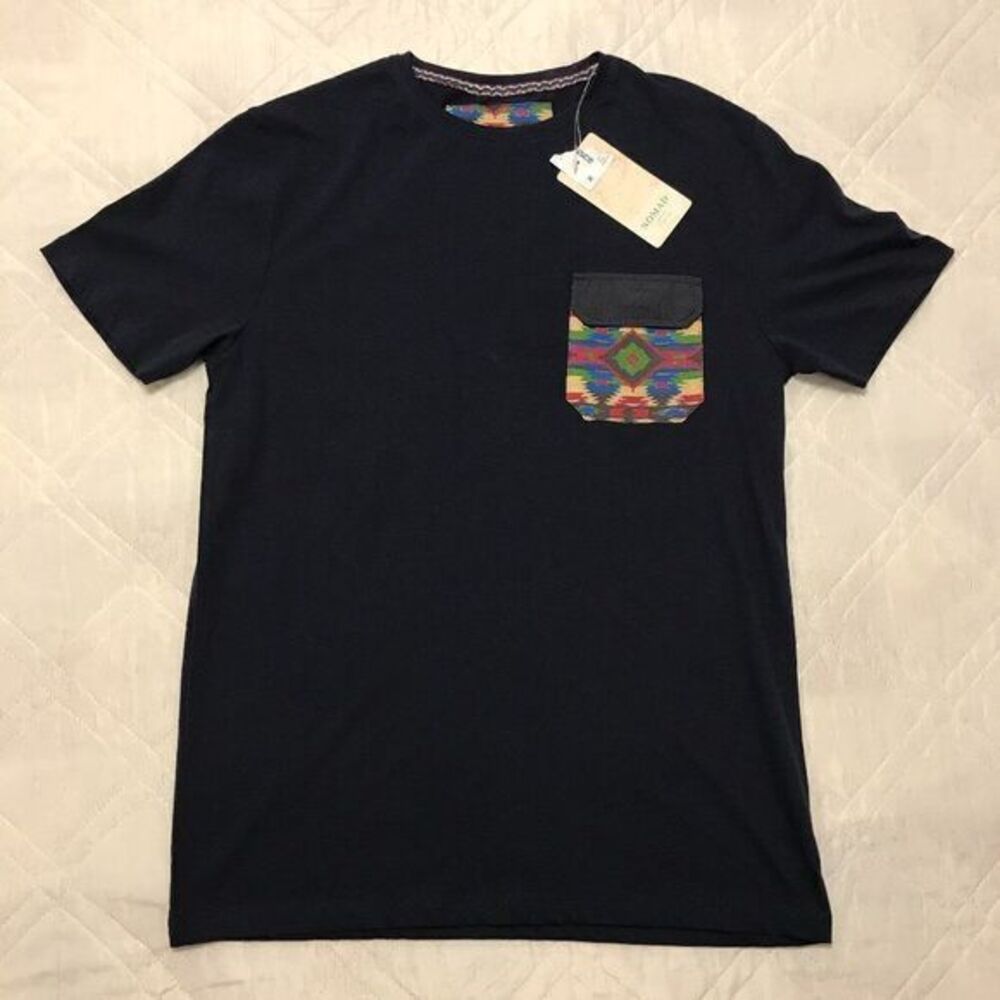 Nomad‎ dark blue T shirt w/ multi color pocket small nwt